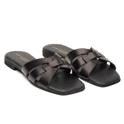 FLAT SANDALS