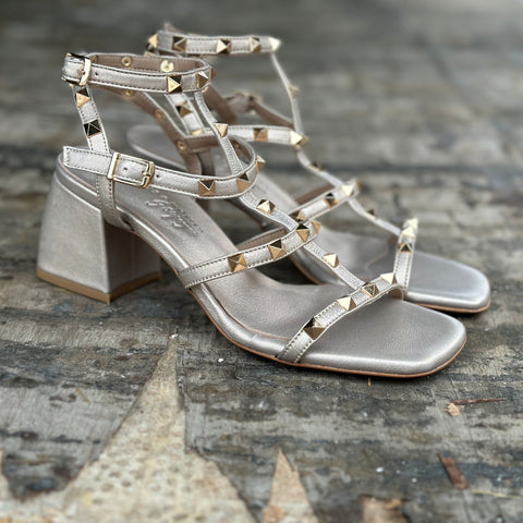 HEEL SANDALS
